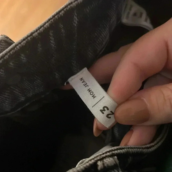 PacSun Mom Jeans - Picture 4 of 4